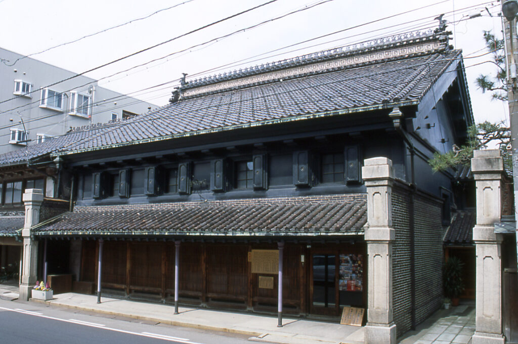 山町筋（土蔵造りの町並み）