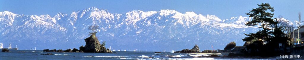 絶景スポット雨晴海岸